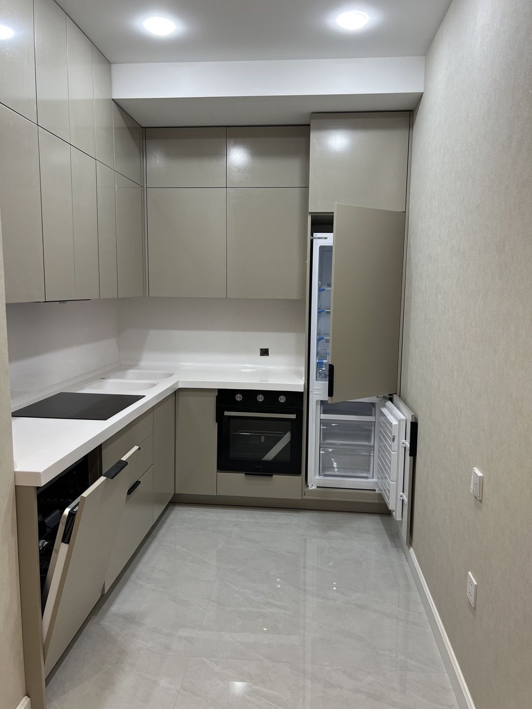 Satılır 2 otaqlı yeni tikili 80 m² — Mənzil, Bakı (6)