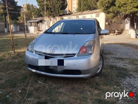 Toyota Prius, 1.5 L, 1.3 kWh, 2006 il, 253 000 km