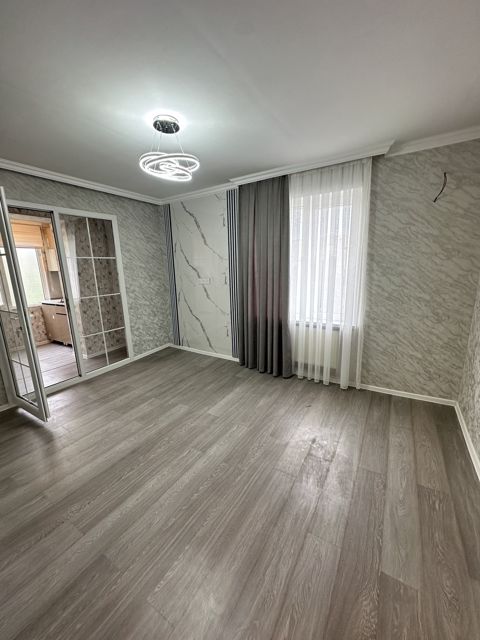 Satılır 2 otaqlı köhnə tikili 43 m² — Bakı