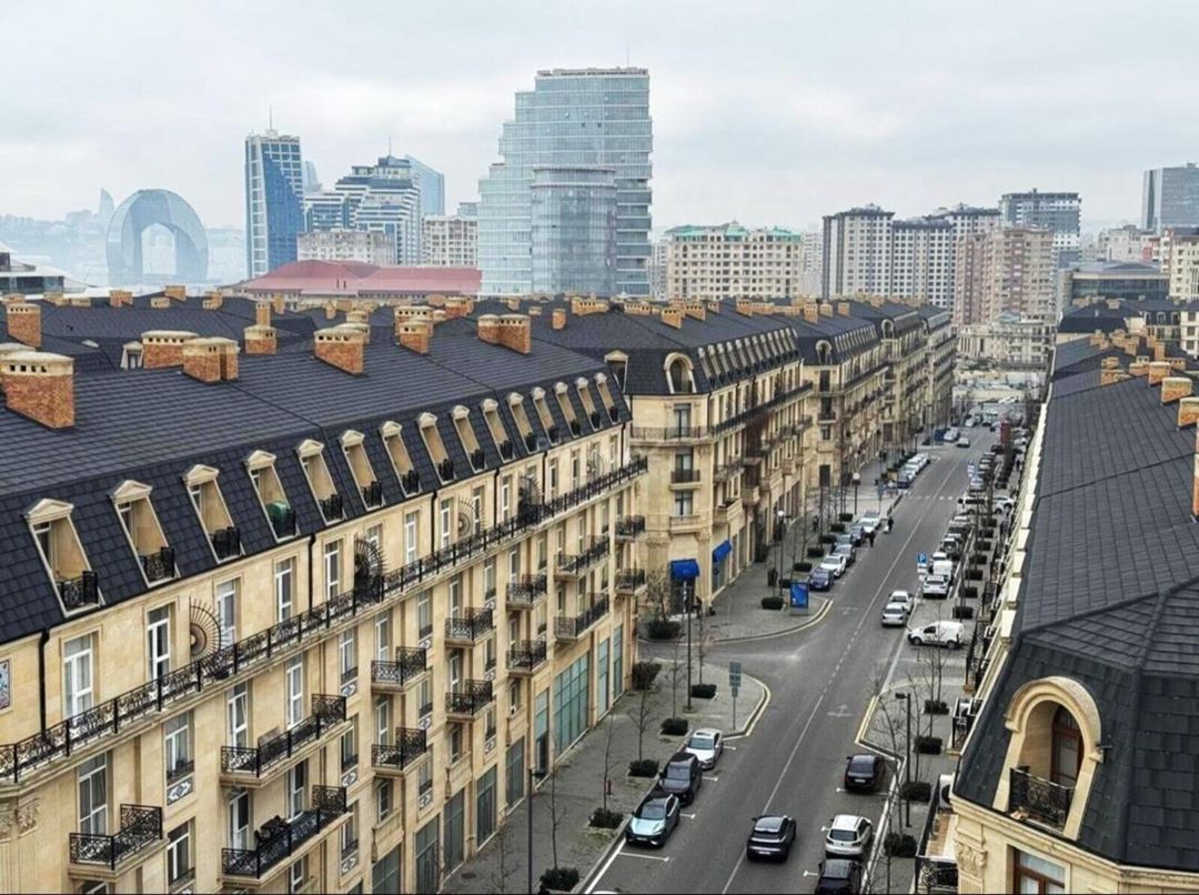 Satılır 4 otaqlı yeni tikili 300 m² — Mənzil, Bakı (4)