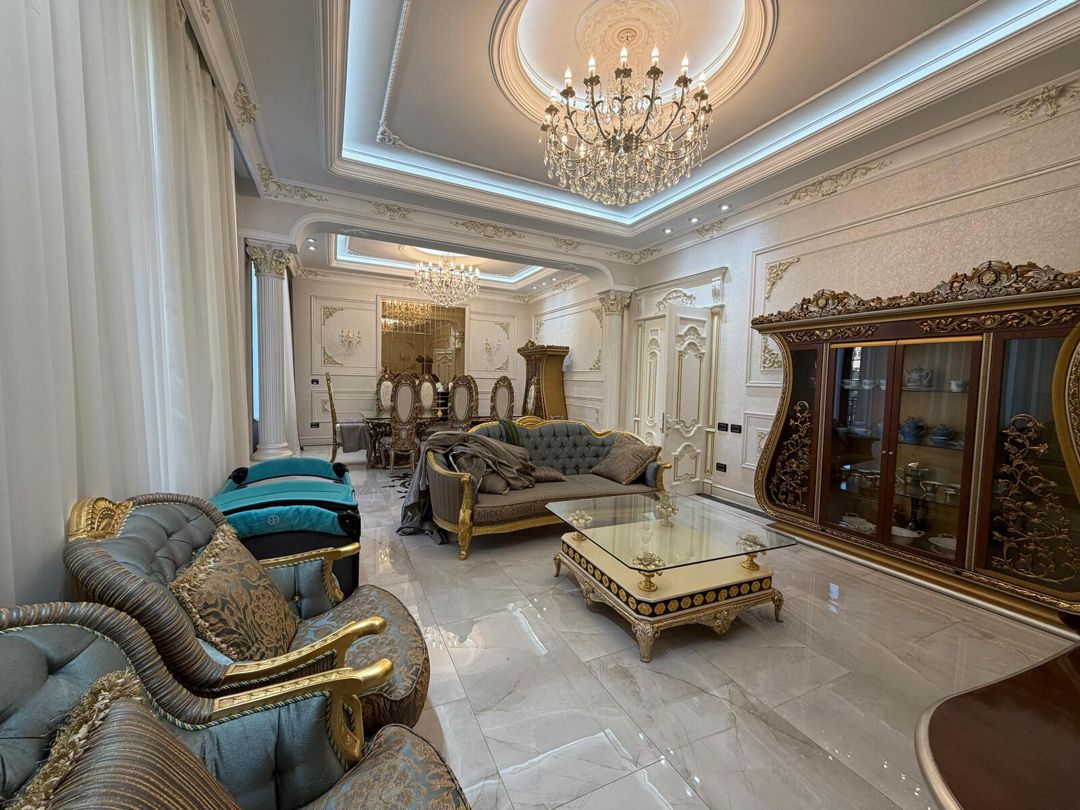 Satılır 4 otaqlı köhnə tikili 215 m² — Mənzil, Bakı (3)