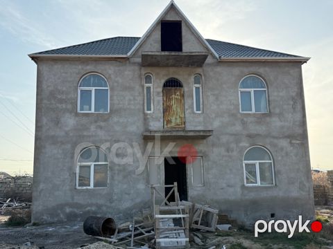 Həyət evi, Yaşıldərə qəs