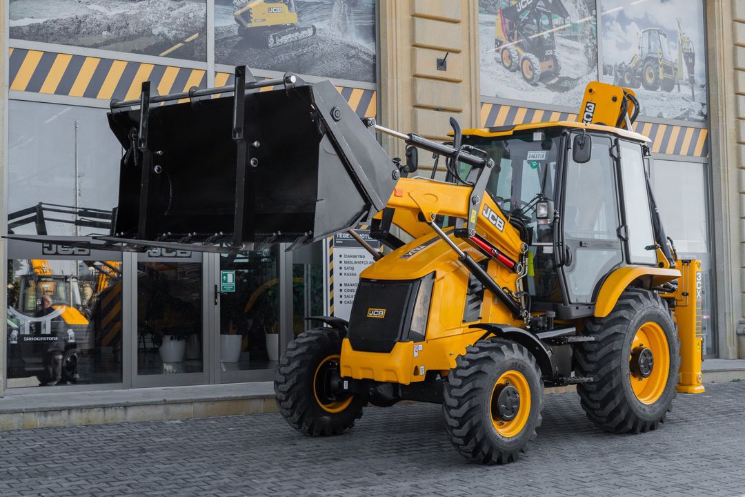 Jcb 3CX plus, 2025 il — İnşaat texnikası, Bakı