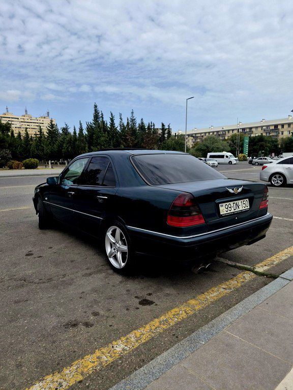 Mercedes C 240, 2.4 L, 1997 il, 284 494 km — Avtomobillər, Sumqayıt (4)