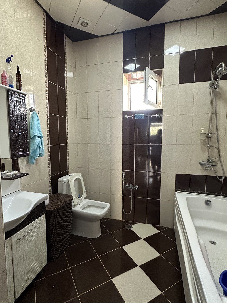 Satılır 4 otaqlı həyət evi/bağ evi 145 m² — Ev, villa, Bakı (7)