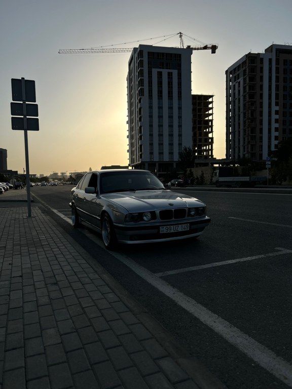 BMW 520, 2.0 L, 1994 il, 350 000 km — Avtomobillər, Bakı (2)
