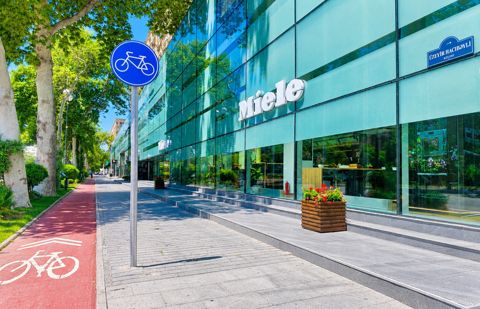 Satılır obyekt 125 m² — Bakı