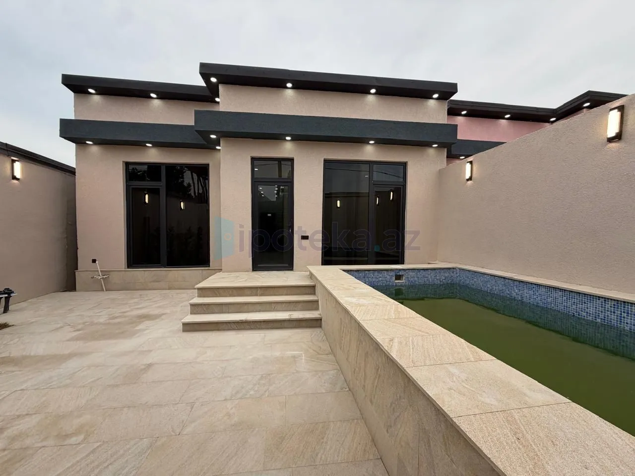 Satılır: 4 Otaq, Bağlar, Xəzər r., Şağan q., 130.00 m² — Ev, villa
