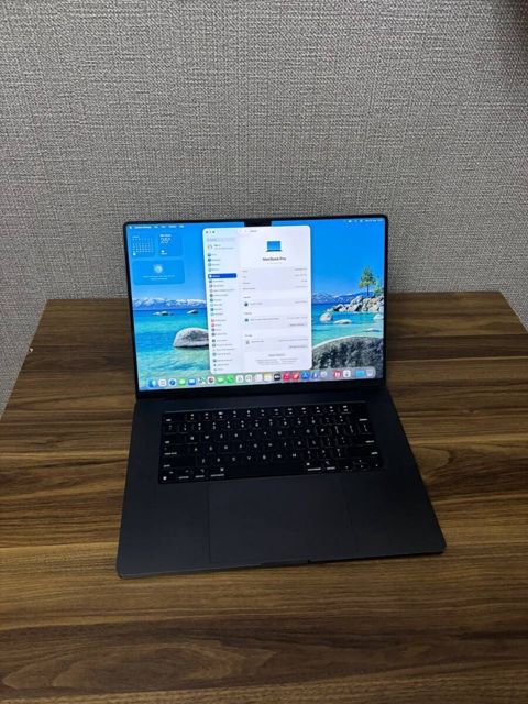 Apple Macbook Pro 16 M3 Pro 36 GB RAM / 512 SSD — Bakı