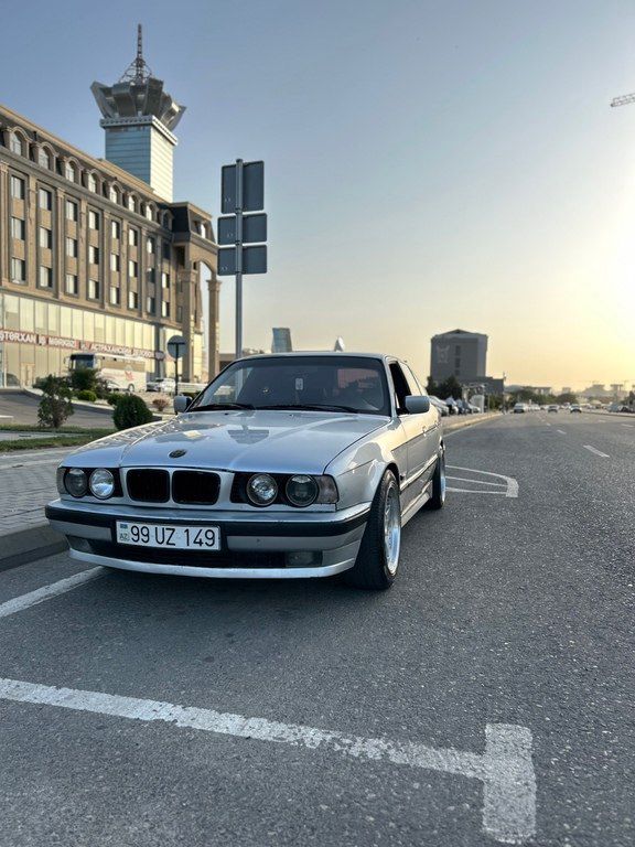 BMW 520, 2.0 L, 1994 il, 350 000 km — Avtomobillər, Bakı