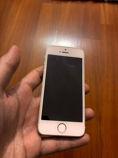 Apple iPhone SE Silver 64GB — Bakı