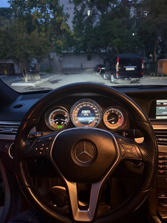Mercedes E 200, 2.0 L, 2014 il, 201 000 km — Avtomobillər, Bakı (9)