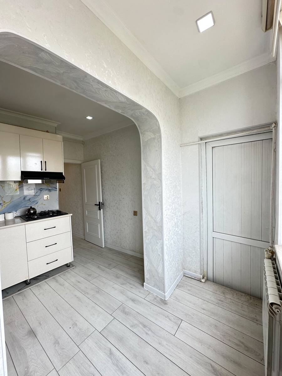 Satılır 2 otaqlı köhnə tikili 63 m² — Mənzil, Bakı (6)