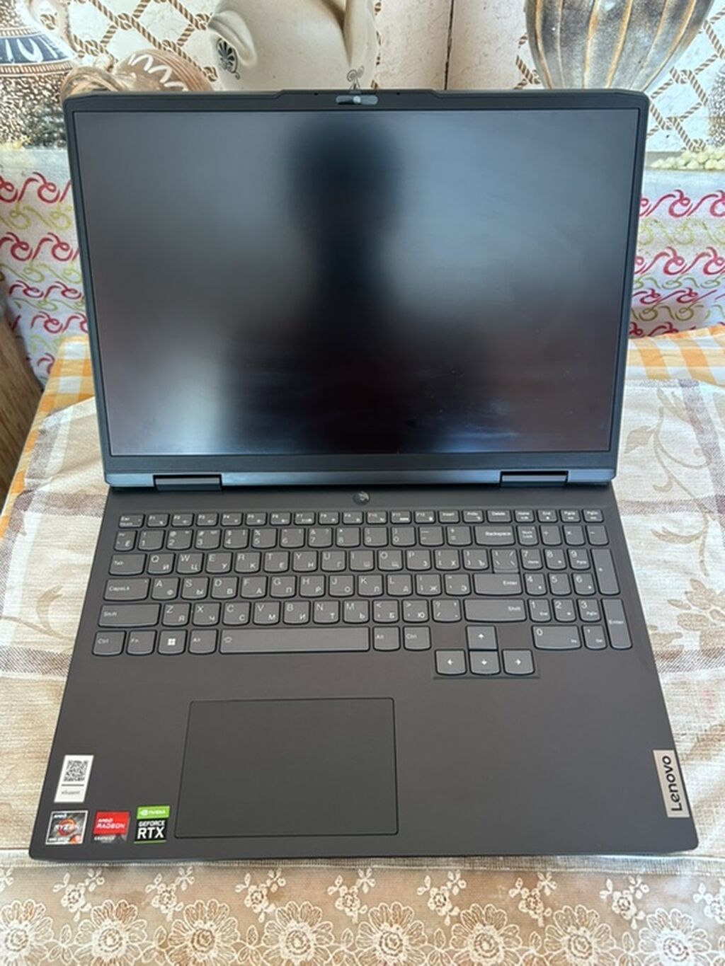 Əla vəziyətdədir krediti bağlanıb karopkası adaptırı var heç bir — Lenovo, Saray