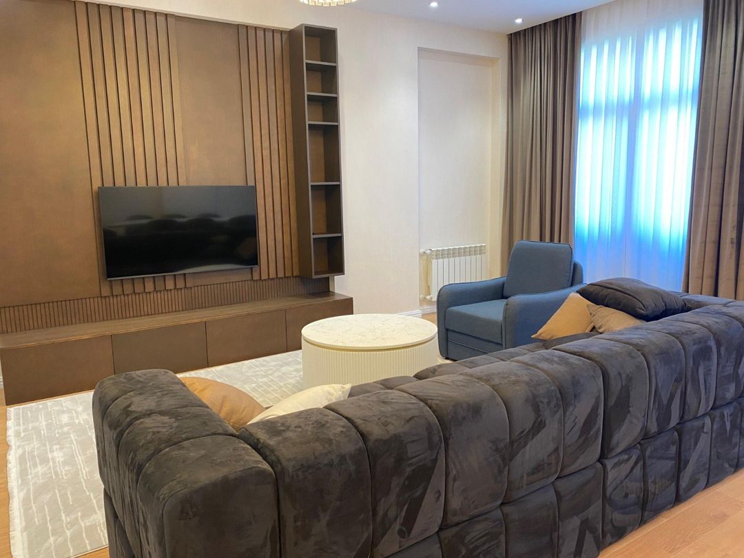 İcarəyə verilir 3 otaqlı yeni tikili 180 m² — Mənzil, Bakı (5)