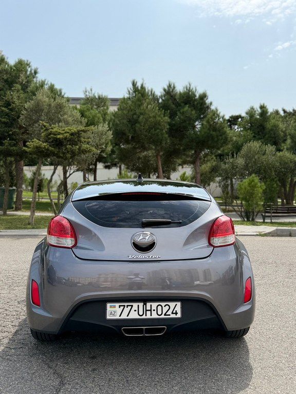 Hyundai Veloster, 1.6 L, 2013 il, 244 620 km — Avtomobillər, Bakı (7)
