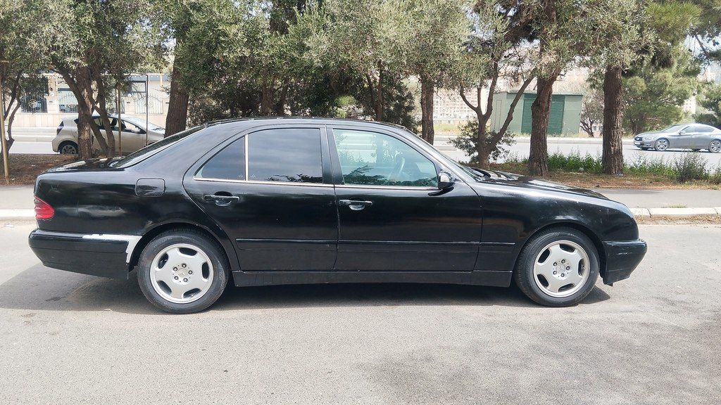 Mercedes E 200, 2.2 L, 1997 il, 350 000 km — Avtomobillər, Bakı (5)