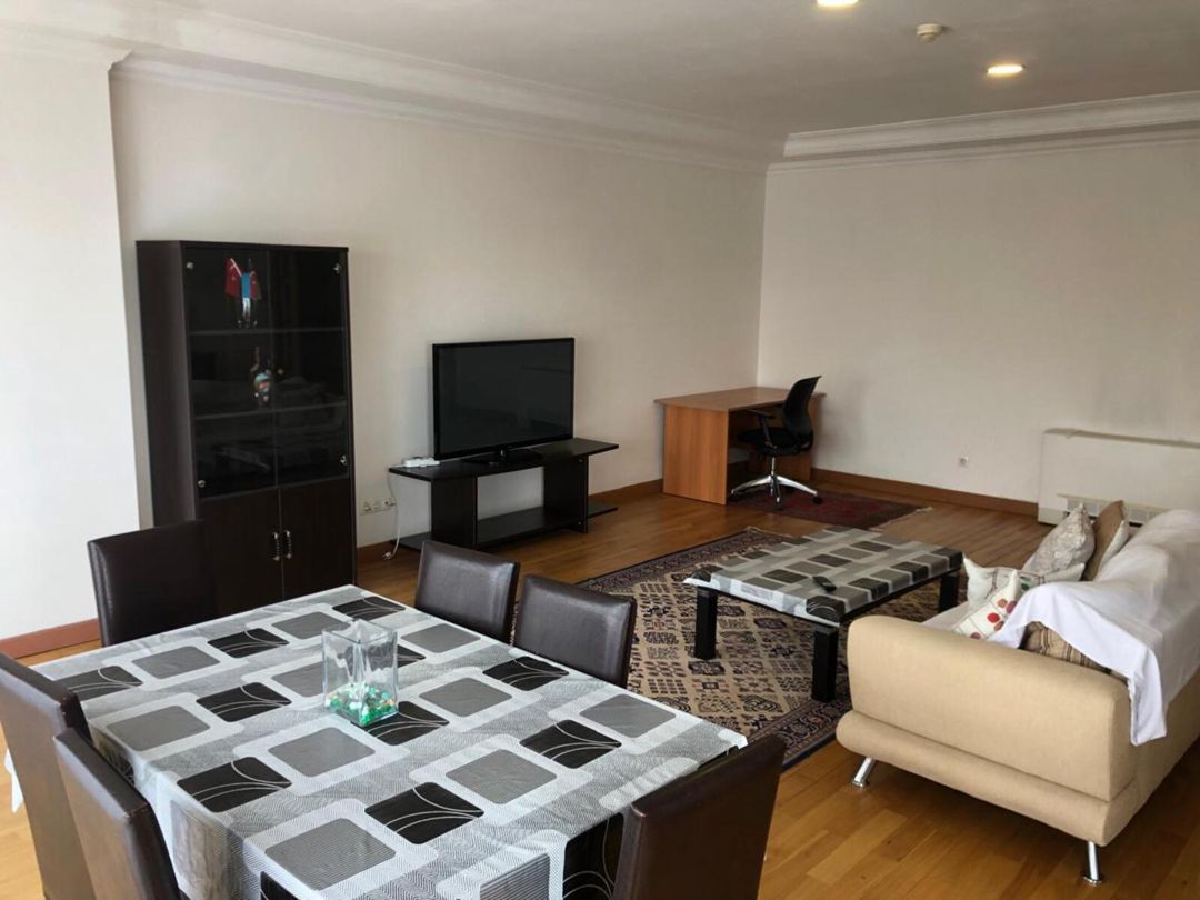 İcarəyə verilir 4 otaqlı yeni tikili 200 m² — Mənzil, Bakı (4)