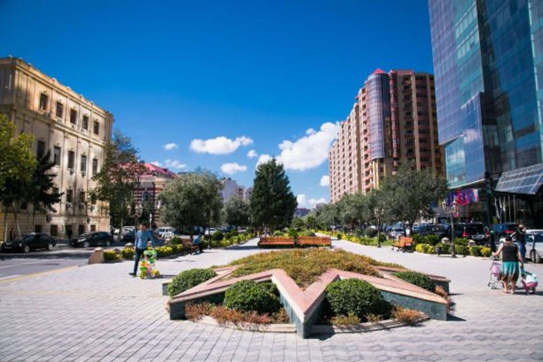 Satılır 4 otaqlı köhnə tikili 115 m² — Mənzil, Bakı