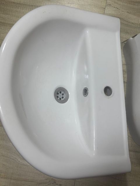 VitrA asma tipli əl-üz yuyan (divar quraşdırılan) - Brend: VitrA — Bakı
