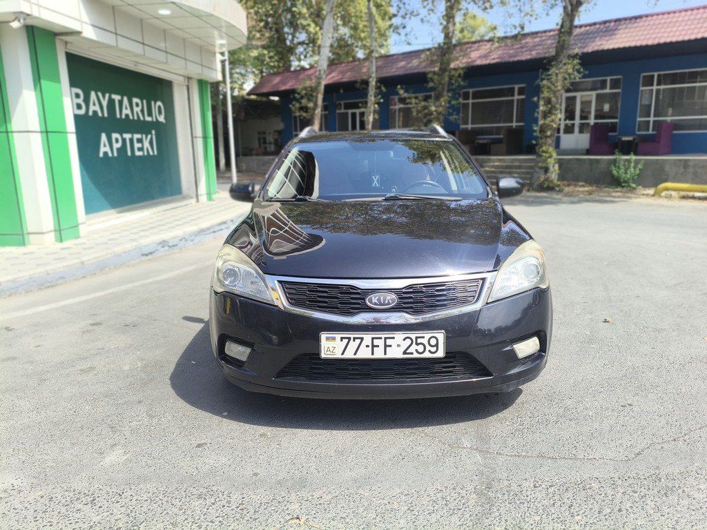 Kia Ceed SW, 1.6 L, 2009 il, 320 600 km — Avtomobillər, Bakı (8)