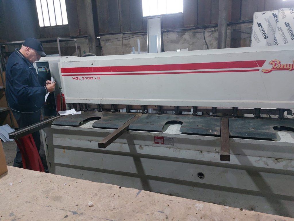 Metal kəsmə və bükmə işləri — Təmir və inşaat, Bakı (2)