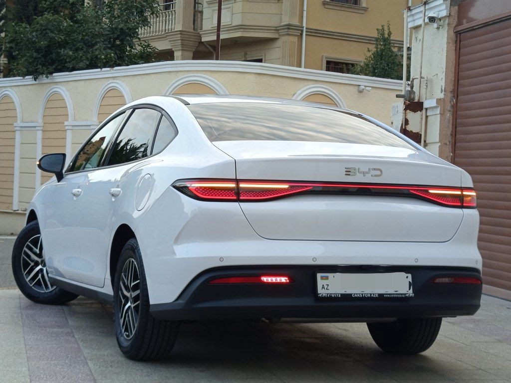 BYD Seal 05, 1.5 L, 15.87 kWh, 2025 il, 7 000 km — Avtomobillər, Bakı (6)