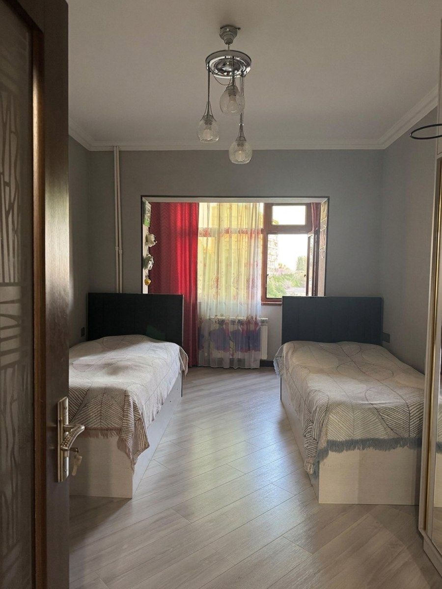 Satılır 4 otaqlı köhnə tikili 100 m² — Mənzil, Bakı (6)