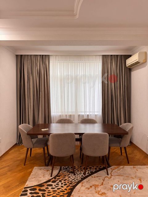 İcarəyə verilir 2 otaqlı yeni tikili 77 m²