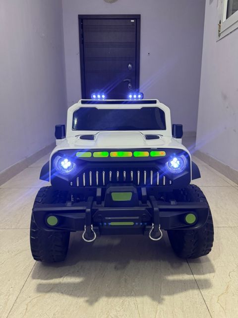 Uşaq avtomobili Jeep — Bakı