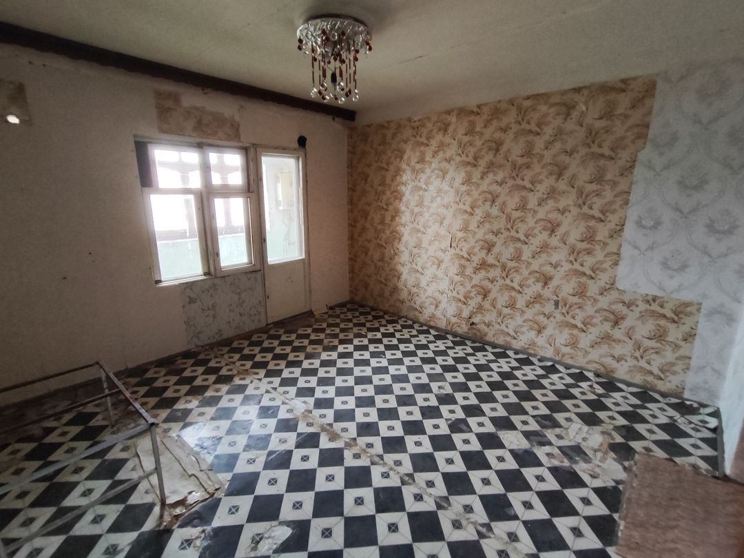 Satılır 4 otaqlı köhnə tikili 81 m² — Mənzil, Bakı (3)