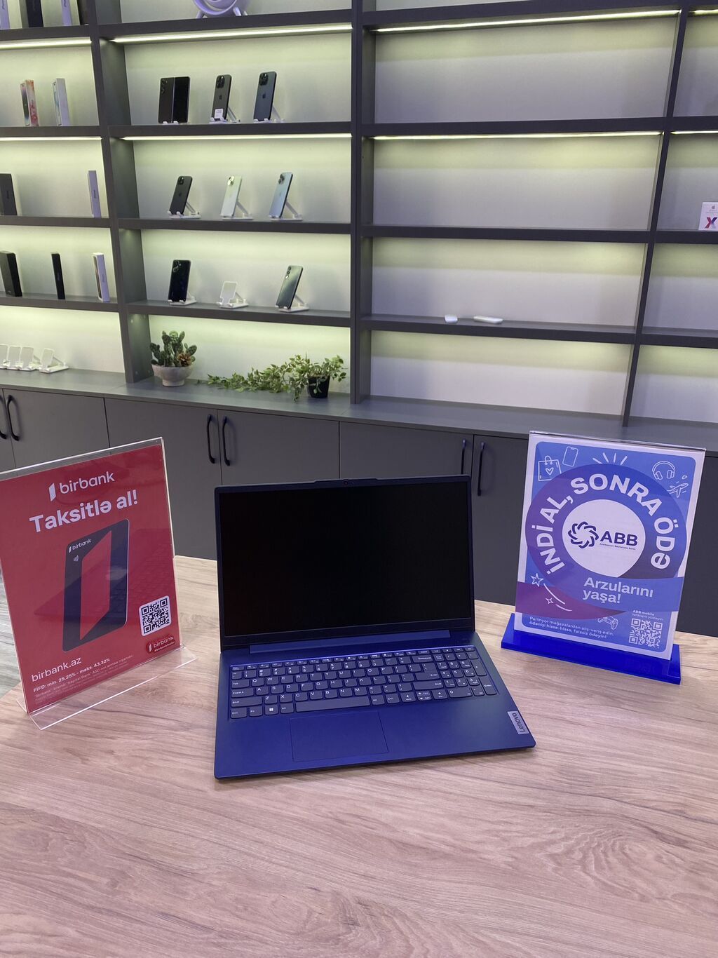 Yeni Lenovo IdeaPad, 15.6 Intel Core i3, 256 GB, Ünvandan götürmə, Ödənişli çatdırılma, Rayonlara çatdırılma — Lenovo, Bakı (2)