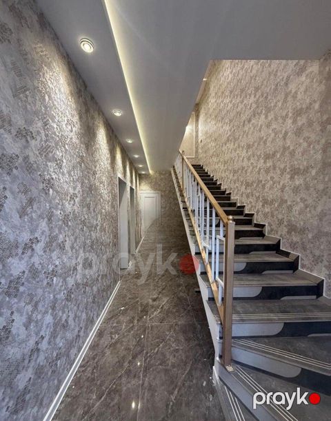 Satılır 4 otaqlı həyət evi/bağ evi 160 m²