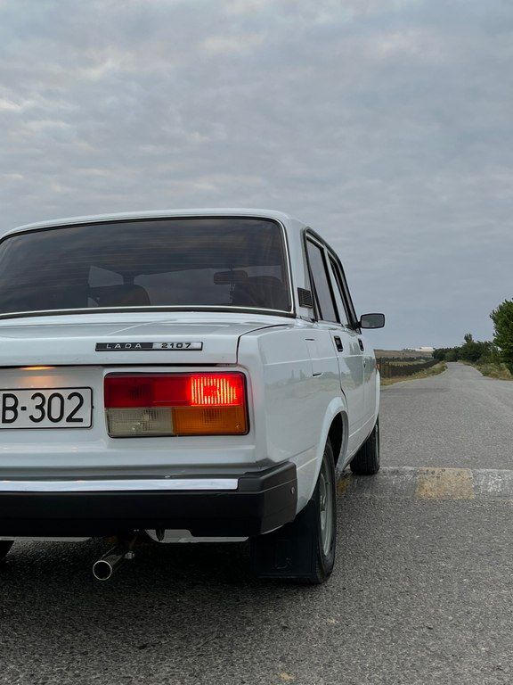 Lada (VAZ) 2107, 1.6 L, 2008 il, 211 948 km — Avtomobillər, Bakı (8)