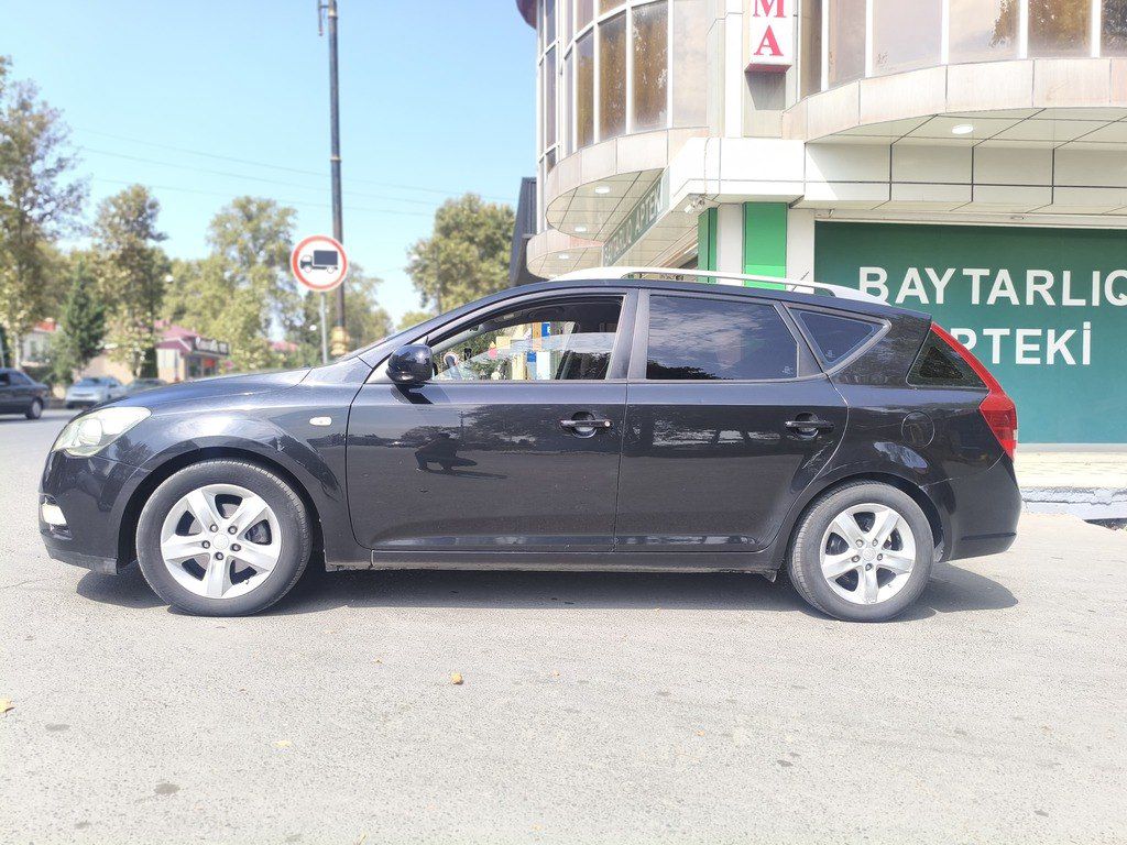 Kia Ceed SW, 1.6 L, 2009 il, 320 600 km — Avtomobillər, Bakı (10)