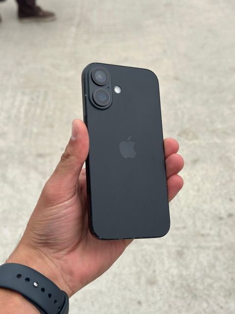 Apple iPhone 16 Black 128GB/8GB — Bakı