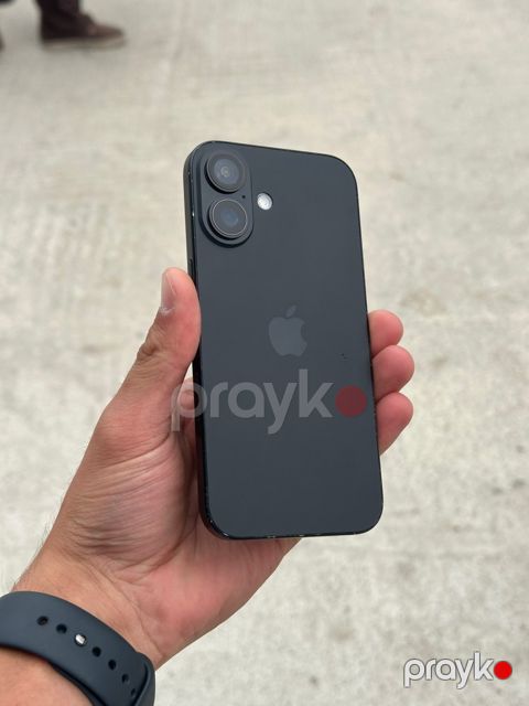 Apple iPhone 16 Black 128GB/8GB