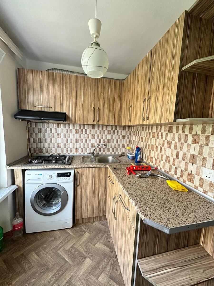 İcarəyə verilir 1 otaqlı köhnə tikili 35 m² — Mənzil, Bakı (6)