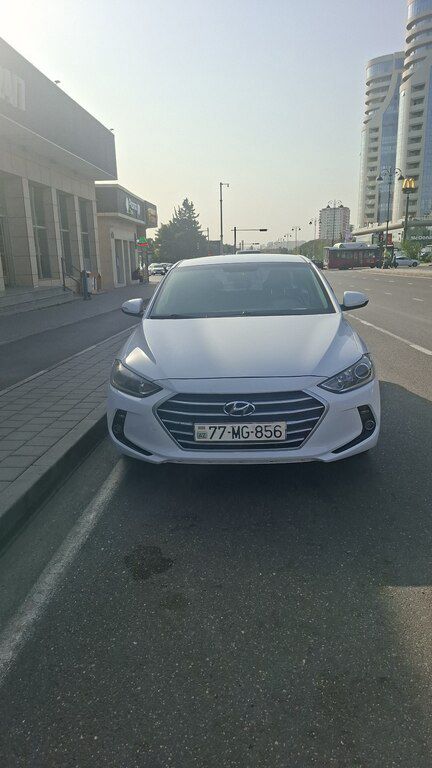 Hyundai Avante, 1.6 L, 2017 il, 146 000 km — Avtomobillər, Bakı
