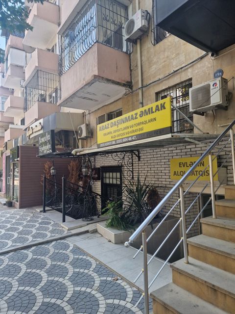 Satılır obyekt 33 m² — Bakı