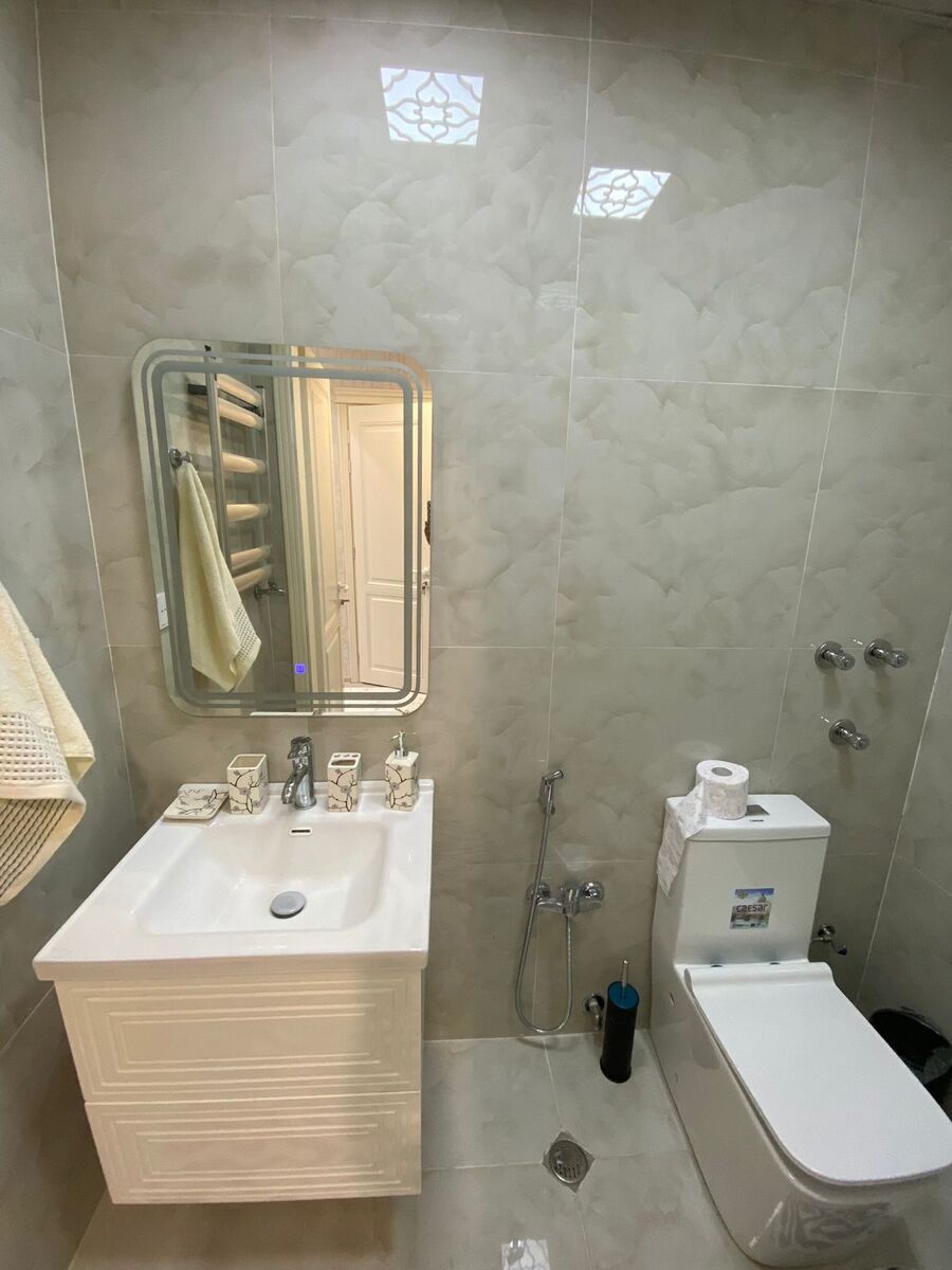 İcarəyə verilir 3 otaqlı yeni tikili 165 m² — Mənzil, Bakı (11)