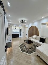 Satılır 3 otaqlı köhnə tikili 70 m² — Elvin Həbibli