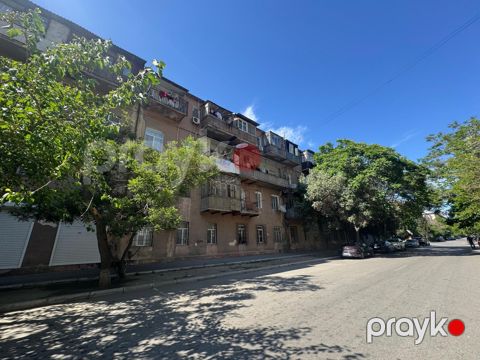 Satılır 3 otaqlı köhnə tikili 66 m²
