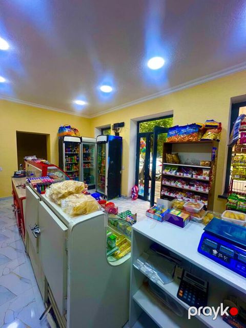 Satılır obyekt 28 m²