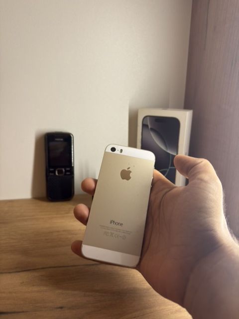 IPhone 5s, 32 GB, Qızılı, Barmaq izi — Sumqayıt