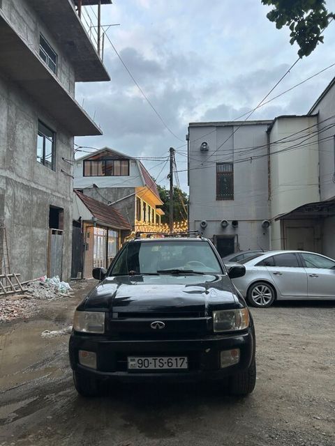 Infiniti QX4, 3.5 L, 2002 il, 352 800 km — Füzuli