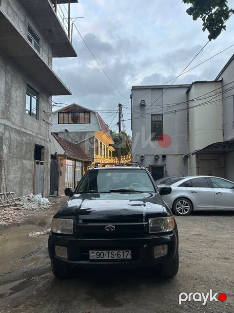 Infiniti QX4, 3.5 L, 2002 il, 352 800 km