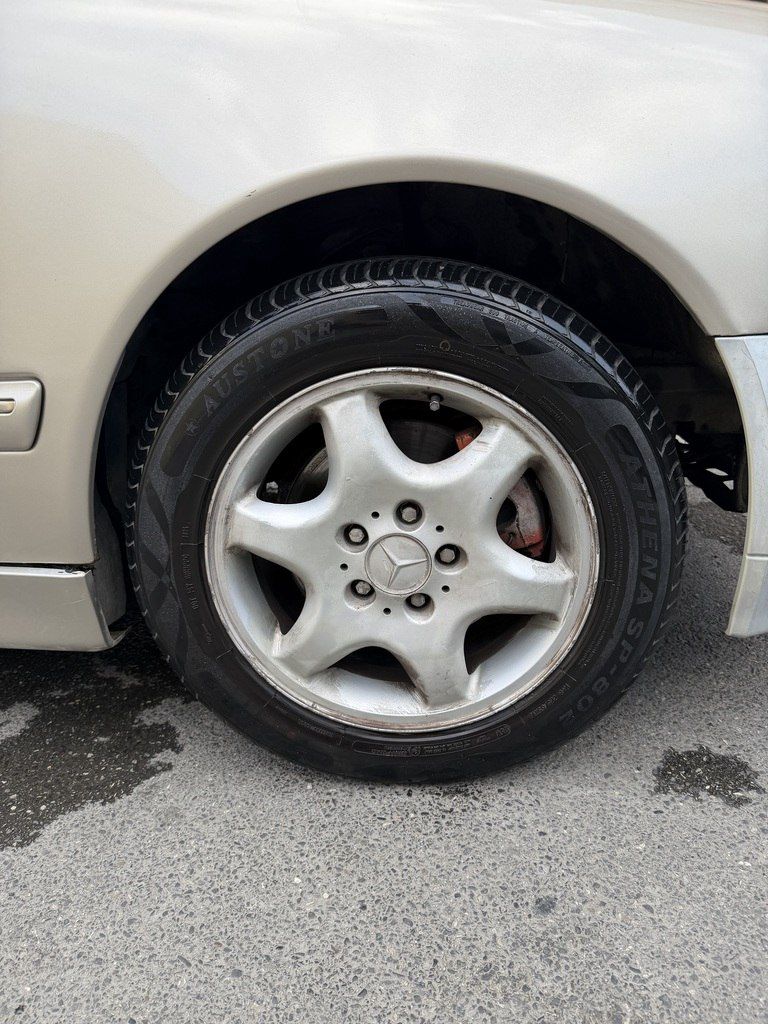 Mercedes E 320 4MATIC, 3.2 L, 1996 il, 300 000 km — Avtomobillər, Bakı (8)