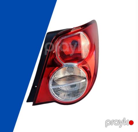 "Chevrolet Aveo 2012" stop işığı