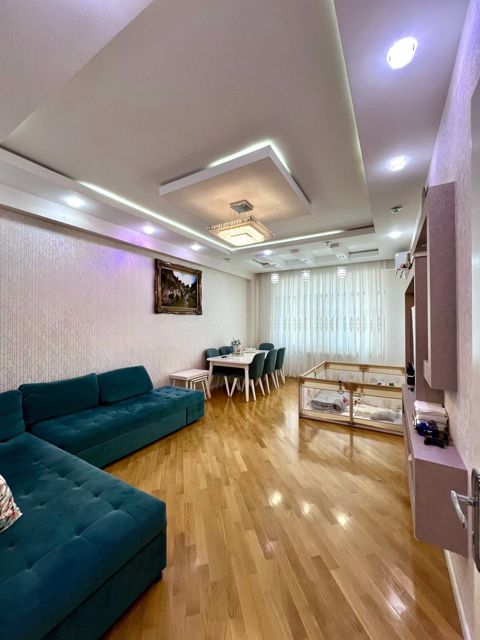 Satılır 3 otaqlı yeni tikili 100 m² — Bakı